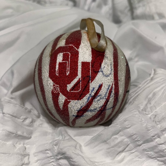 OKLAHOMA BILLY SIMS SIGNED ORNAMENT - Picture 5 of 6